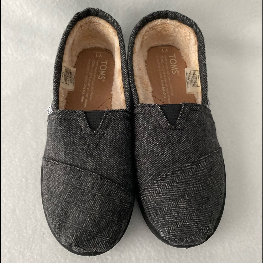 Toms Girls Charcoal Gray Size 1 Kids Slip On Shoes